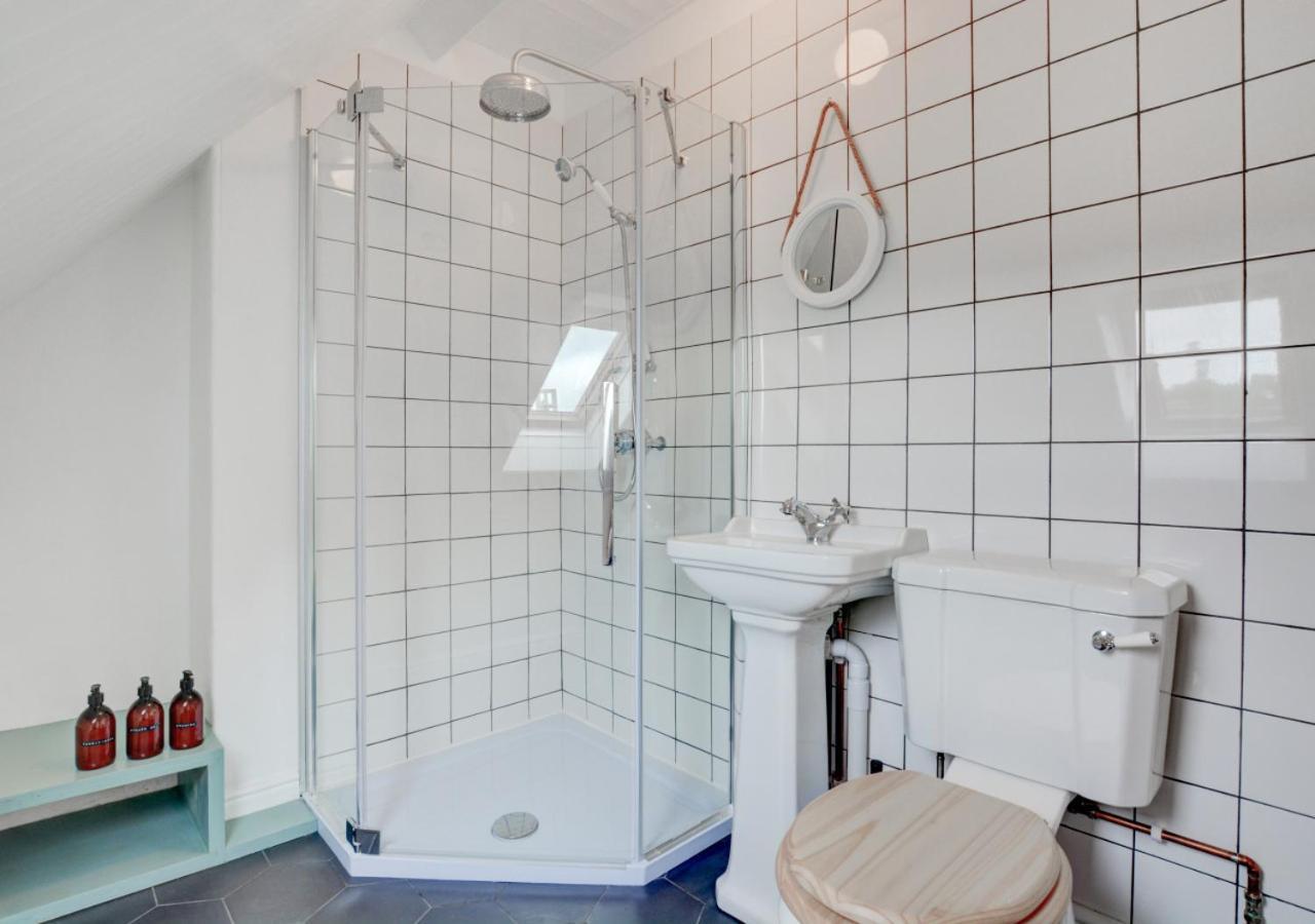 Stones Throw Villa Cromer Exterior photo